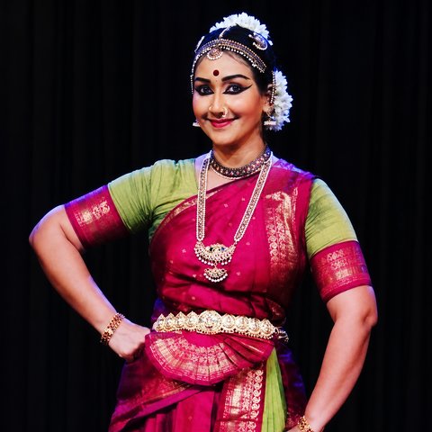 Smt. Radhika Vairavel
